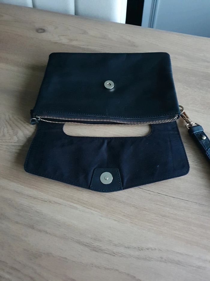 Pochette noire - photo numéro 3