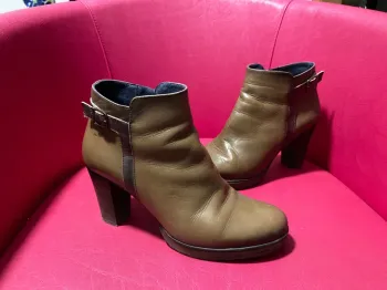 Bottine cuir marron taille 38