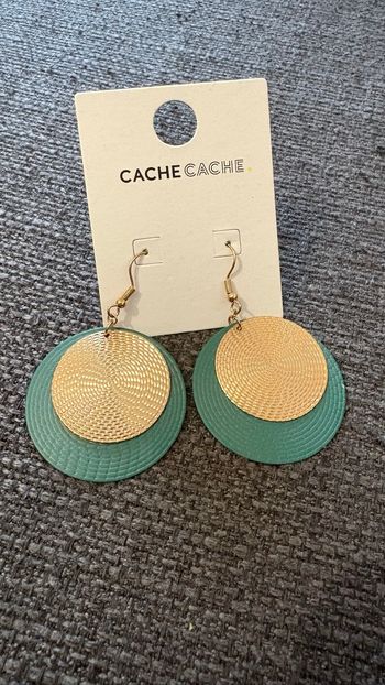 Boucles d’oreilles pendantes