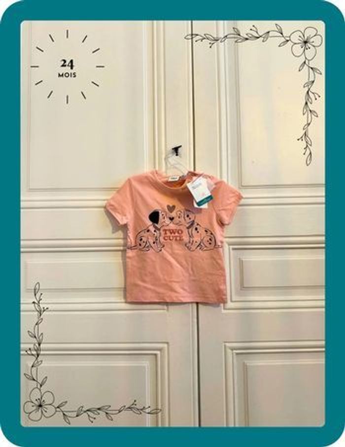 T-shirt neuf 24mois