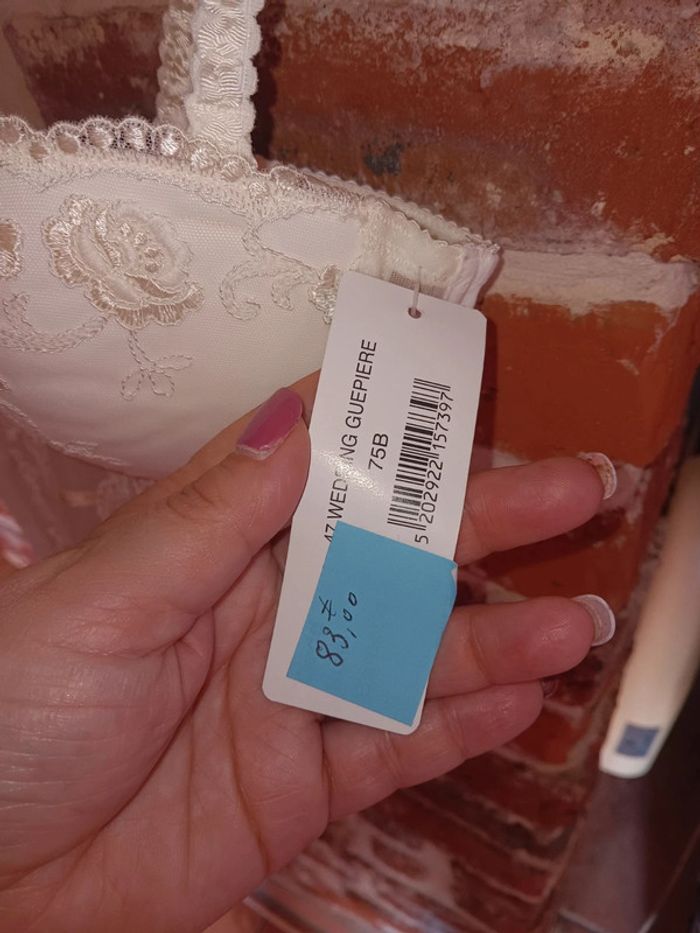 Guêpière taille 75b 75c 70c - photo numéro 6