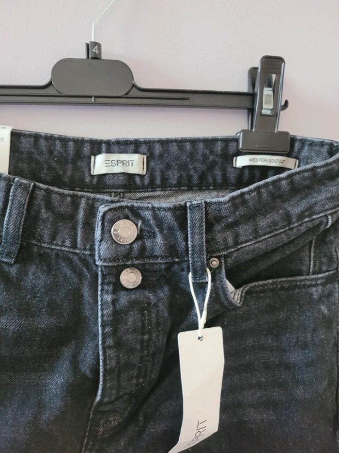 Jean ESPRIT taille 26W / 34L gris délavé coupe Bootcut neuf avec étiquette - photo numéro 3