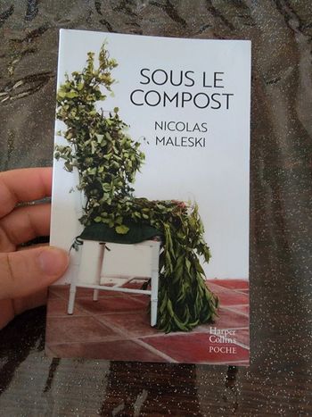 Sous le compost