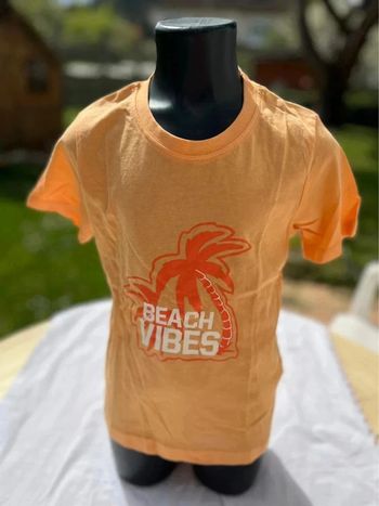 T shirt orange taille 4/6 ans