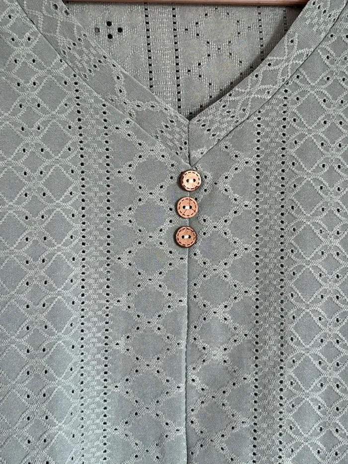 Débardeur 2XL style broderie anglaise - photo numéro 2