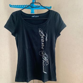 Tee shirt
