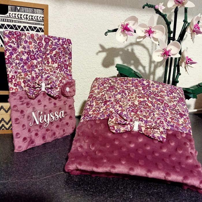 Couverture bébé et protège carnet