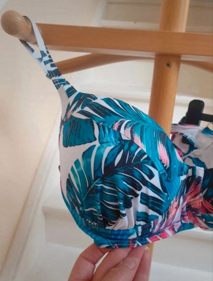 Maillot de bain 2 pièces taille 46 - photo numéro 2