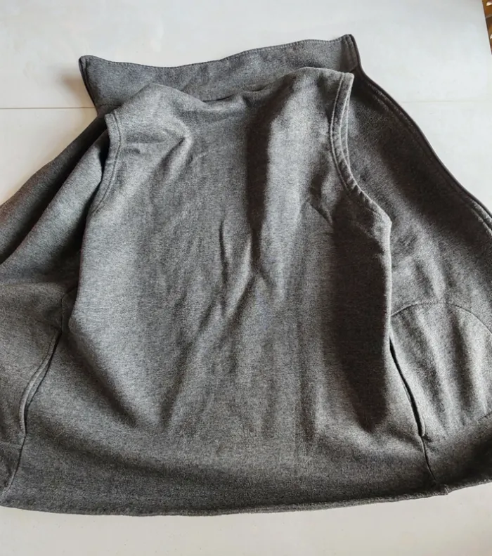 Veste polaire sans manche a col - photo numéro 3