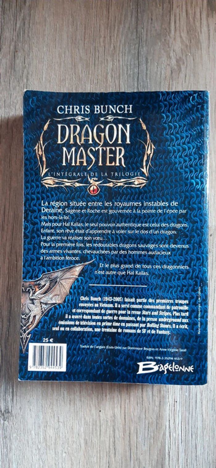 Livre Dragon Master de Chris Bunch - photo numéro 2