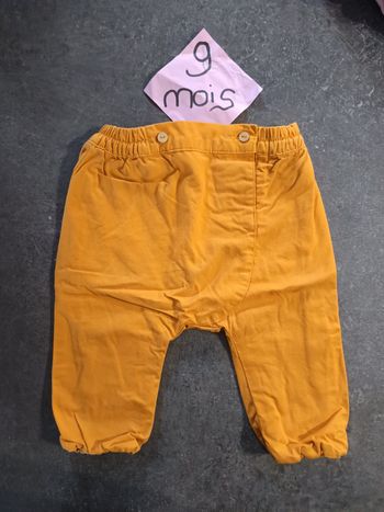 Pantalon moutarde 9 mois