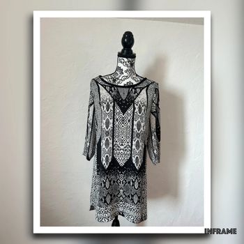 Très belle robe tunique 🥰 taille 36 de chez mango