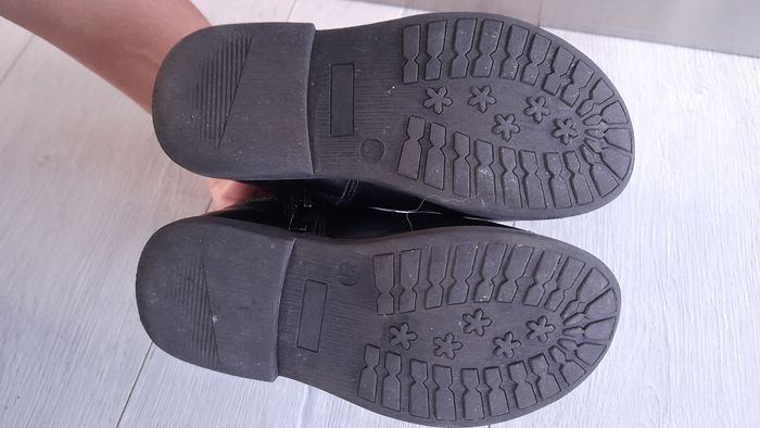 Bottines noires - photo numéro 3