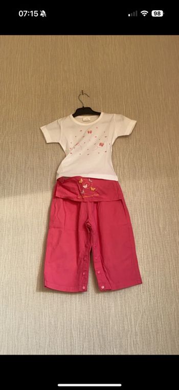 Ensemble rose et blanc 2 ans de bon matin
