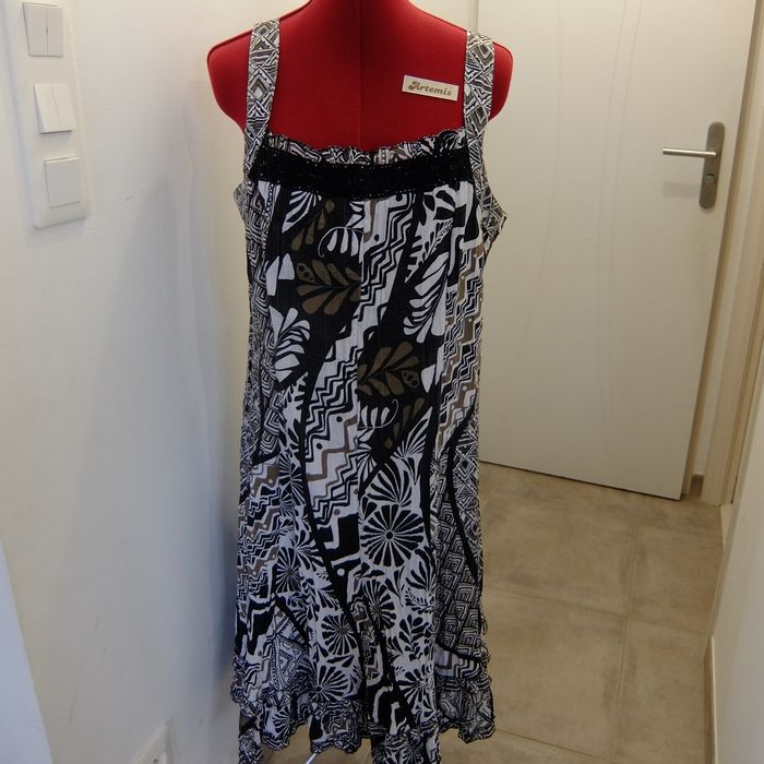 Robe longue T46 - photo numéro 1