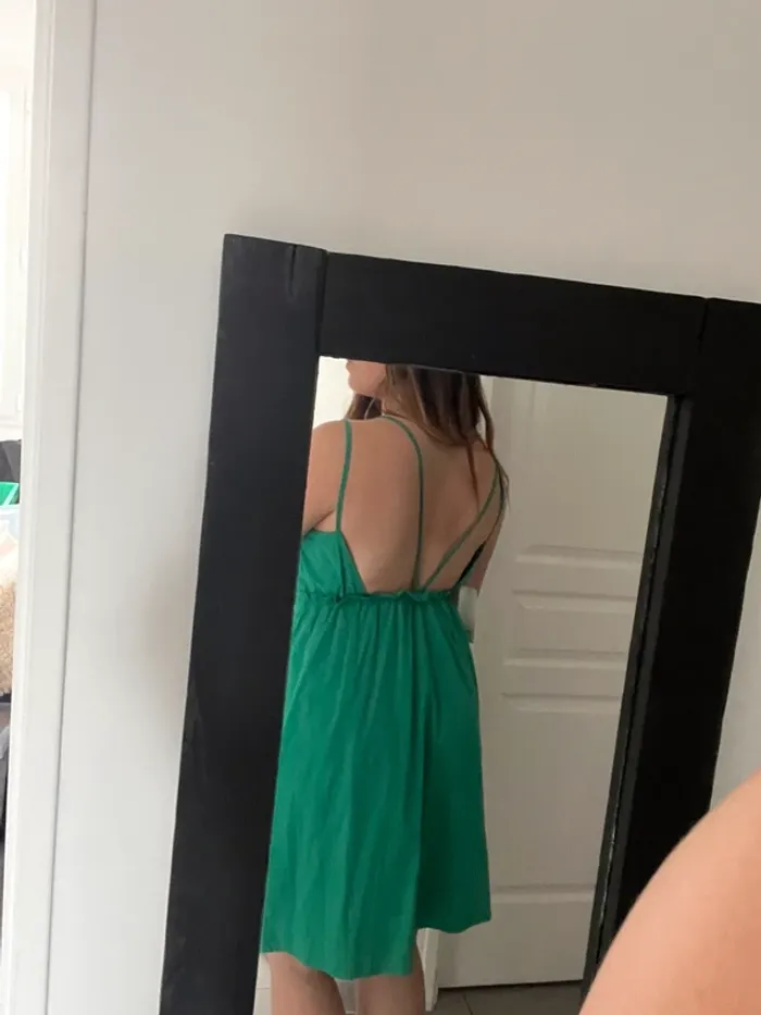 Robe verte - photo numéro 5