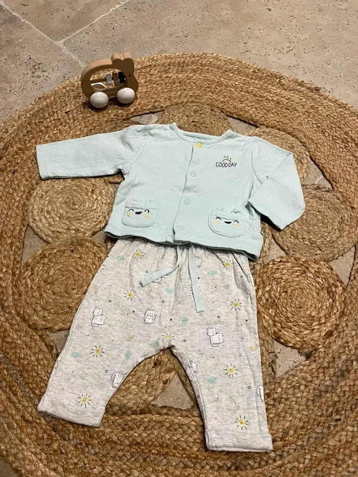 Pyjama coton / tenue décontractée 3 mois