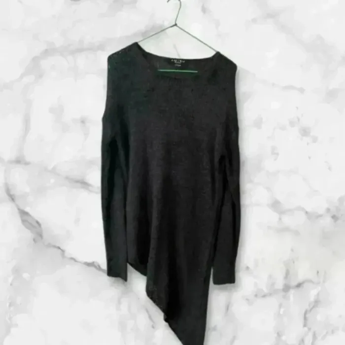 Pull asymétrique noir Amisu T.34