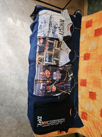 Tee-shirts +pyjama paw patrol