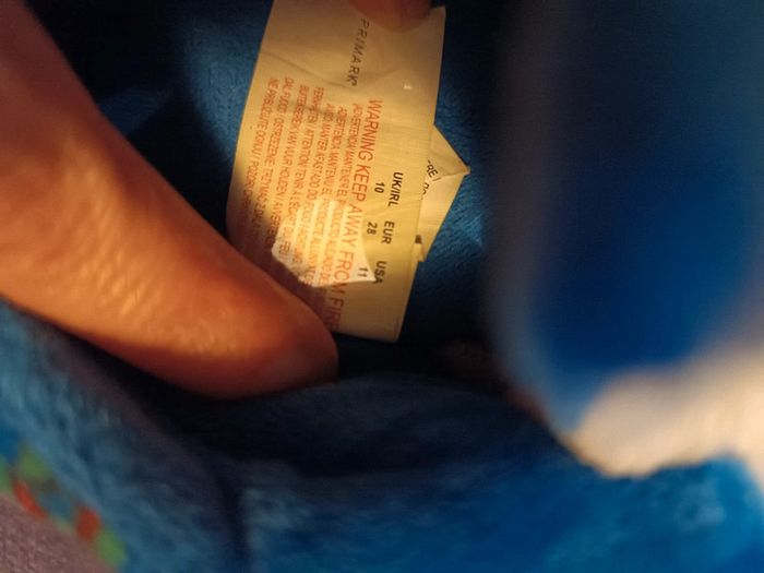 Chaussons Primark Dinosaures tout doux taille 28 - photo numéro 3