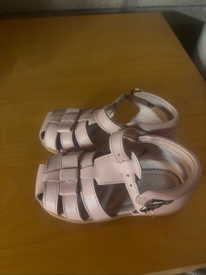 Vend chaussure fille - photo numéro 2