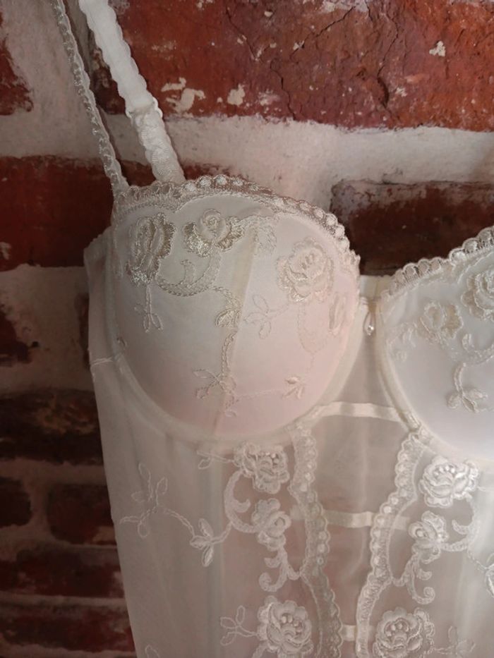 Guêpière taille 75b 75c 70c - photo numéro 4