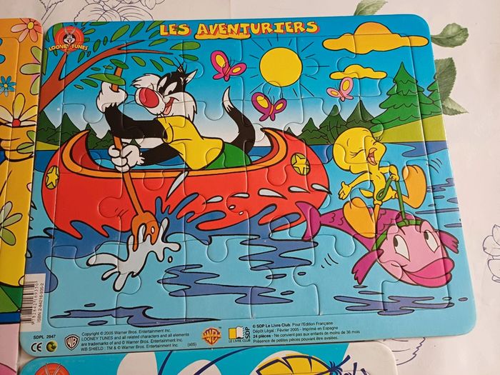 Puzzle cartonné à formes looney tunes titi - photo numéro 4