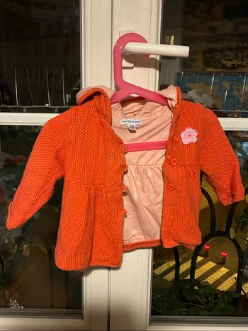 Gilet mi-saison à capuche, taille 6 mois