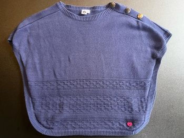 Lot pull , gilet , pancho 10 ans - photo numéro 3