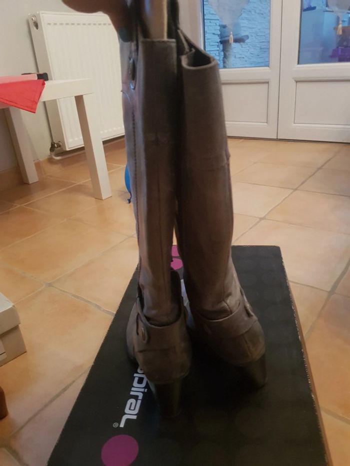 Bottes avec fermeture - photo numéro 2