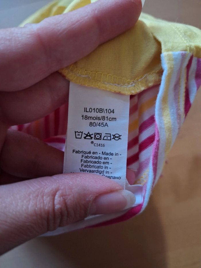 T-shirt manches courtes pour fille taille 18mois marque Disney très bon état - photo numéro 6