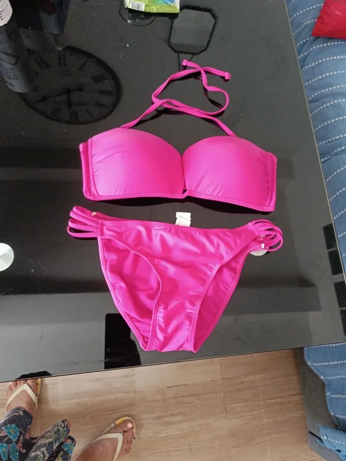 Maillot de bain 42 - photo numéro 2