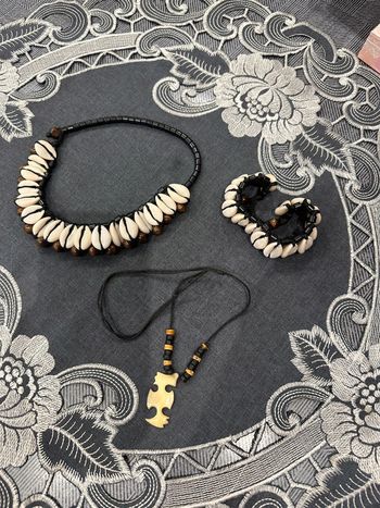 Parure collier bracelet coquillages
