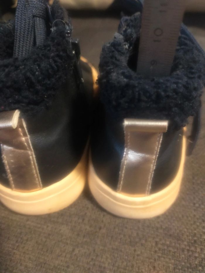 Chaussures fourrés fille T 31 Kiabi a lacets et fermeture - photo numéro 7