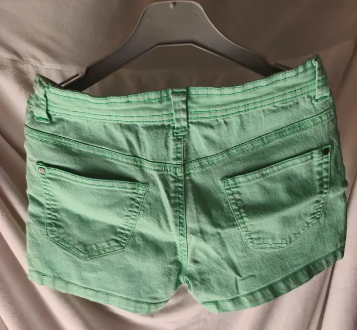 Short vert 36 - photo numéro 2