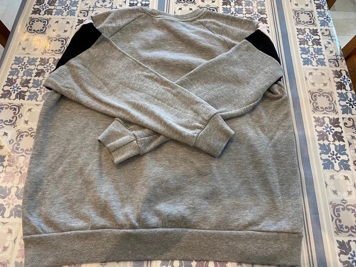 Sweat-shirt col rond - photo numéro 2