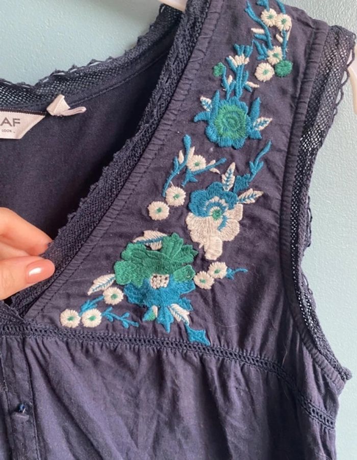 Chemisier débardeur sans manches avec broderies - photo numéro 4