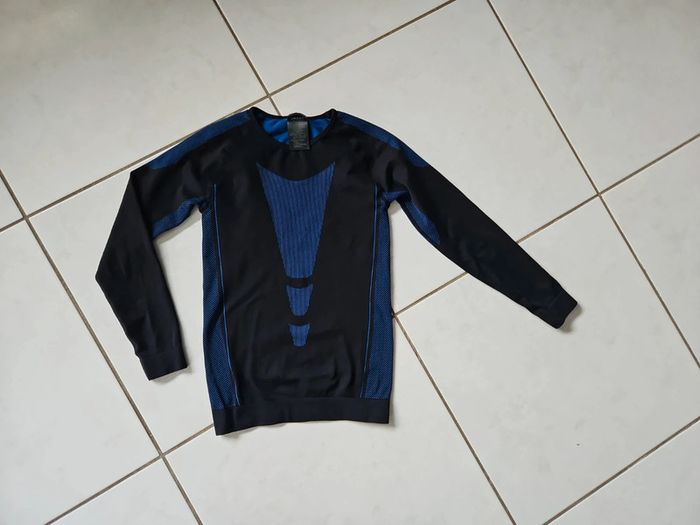 T-shirt Thermique 10/12 ans u44 - photo numéro 2