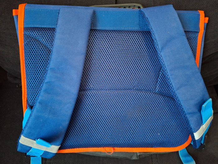 À vendre cartable mario - photo numéro 2