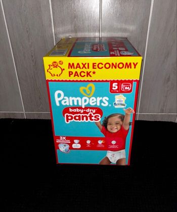 Maxi Pack de 86 Couches Pampers  Baby-Dry Pants Culotte Neuf Dans L’emballage Taille:5
