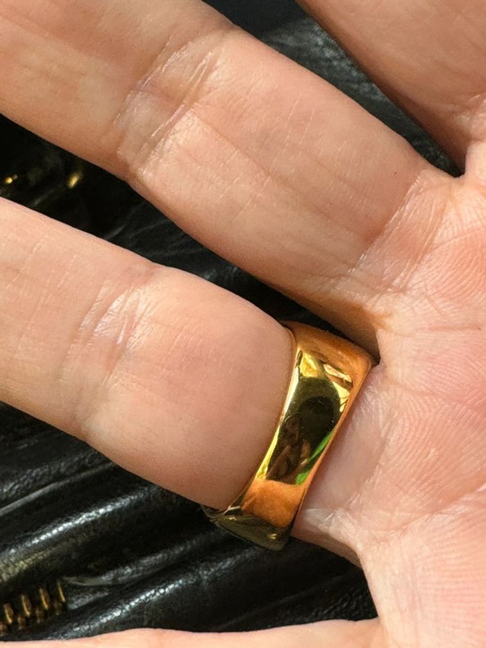 Grosse bague acier inoxydable or pierre noire taille 54 neuve - photo numéro 3