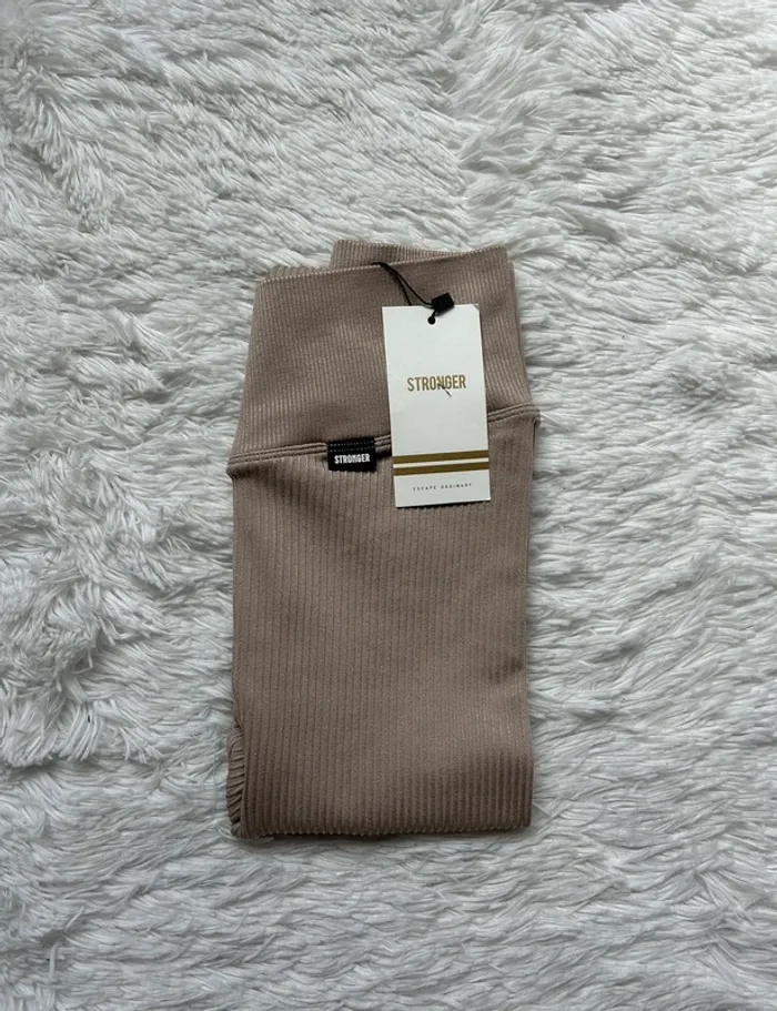 Legging Stronger - photo numéro 4