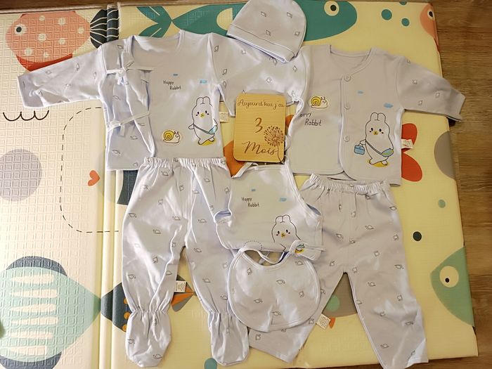 Ensemble layette pyjamas taille 3mois