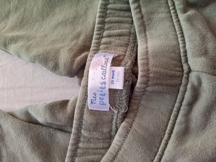Lot pantalons petits cailloux 23 mois - photo numéro 6