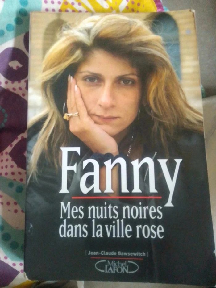 Fanny mes nuits noires dans la ville rose