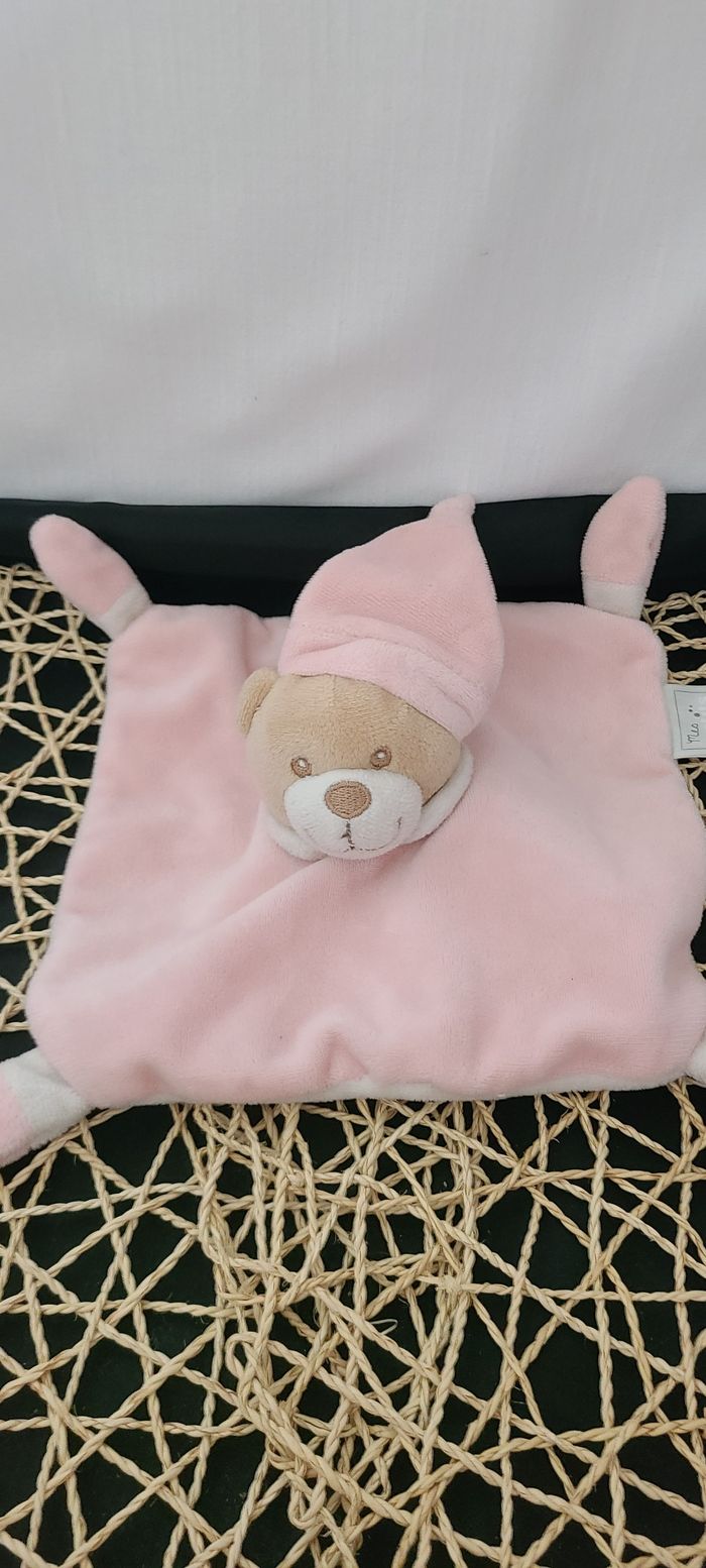 Doudou plat ours rose blanc MES PETITS CAILLOUX