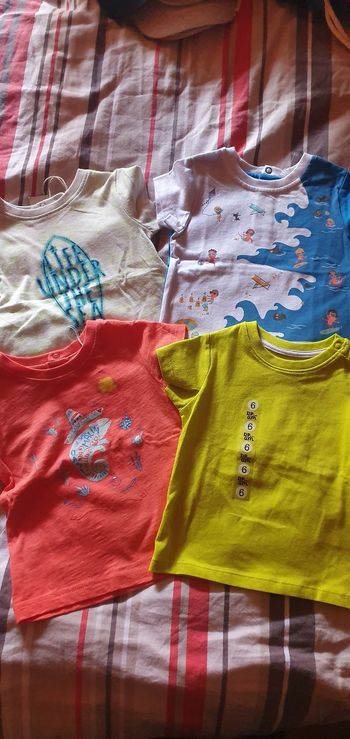 Lot de tee shirt neufs