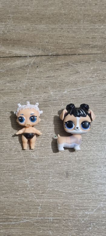 Figurines bébé et chien LOL Surprise