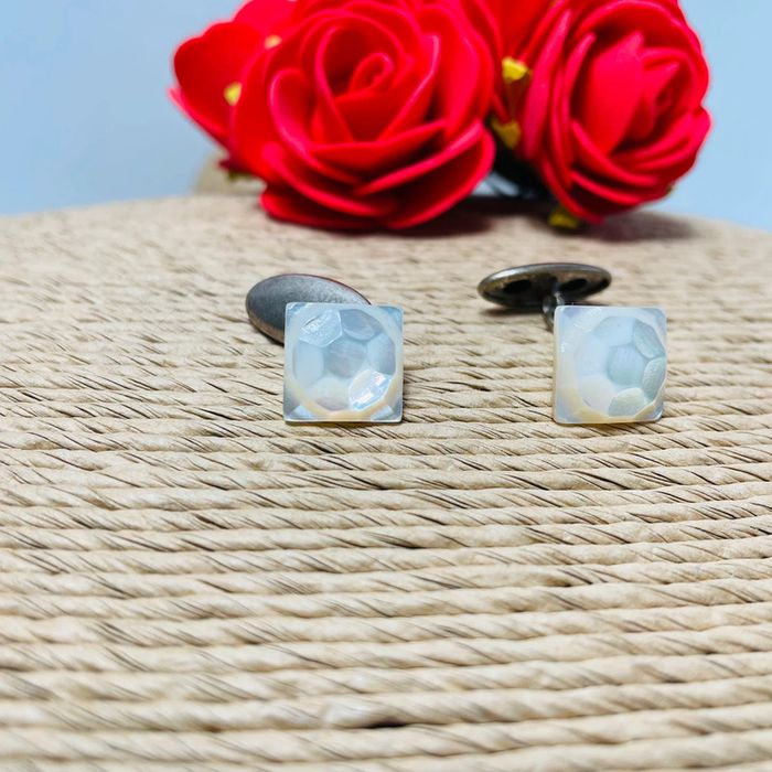 🔥 Modèle Rare. Boutons de manchettes à chaînette. Nacre véritable. Gravure ballon de football. - photo numéro 9