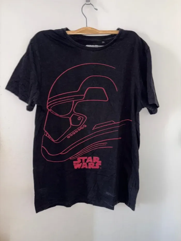 T-shirt homme star wars taille M en très bon état. - photo numéro 5
